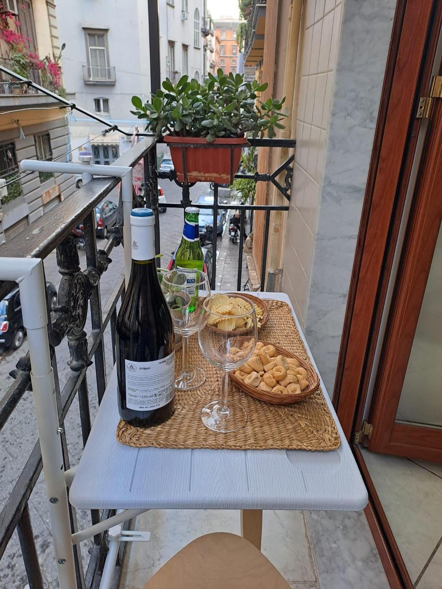 Apartament Casa Sulla Nuvola Duomo Centro Storico Di Napoli Zewnętrze zdjęcie