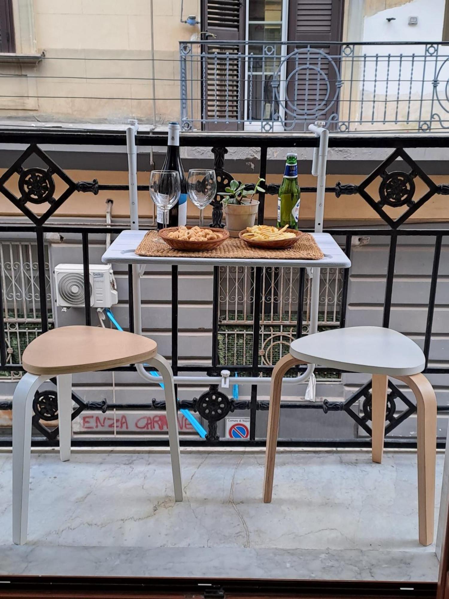 Apartament La Casa Sulla Nuvola Duomo Centro Storico Di Napoli Zewnętrze zdjęcie